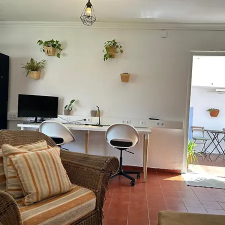 Maria By Host-point * Costa da Caparica