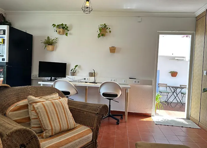 Maria By Host-point * Costa de Caparica